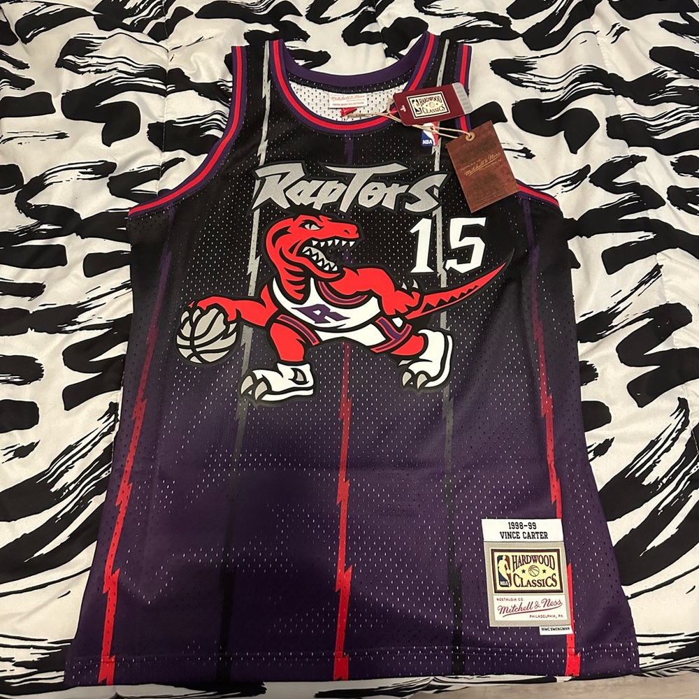 Mitchell & Ness Toronto Raptors Vince Carter 1998-99 Swingman Jersey